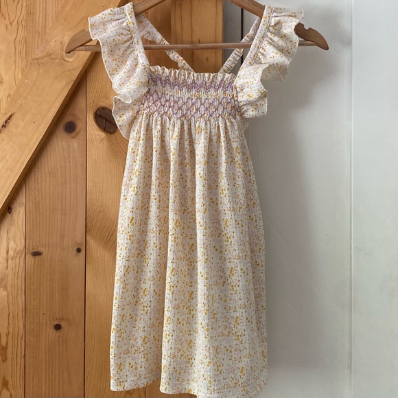 Zara Girls Dainty Floral Smocked Dress - Picture 1 of 5